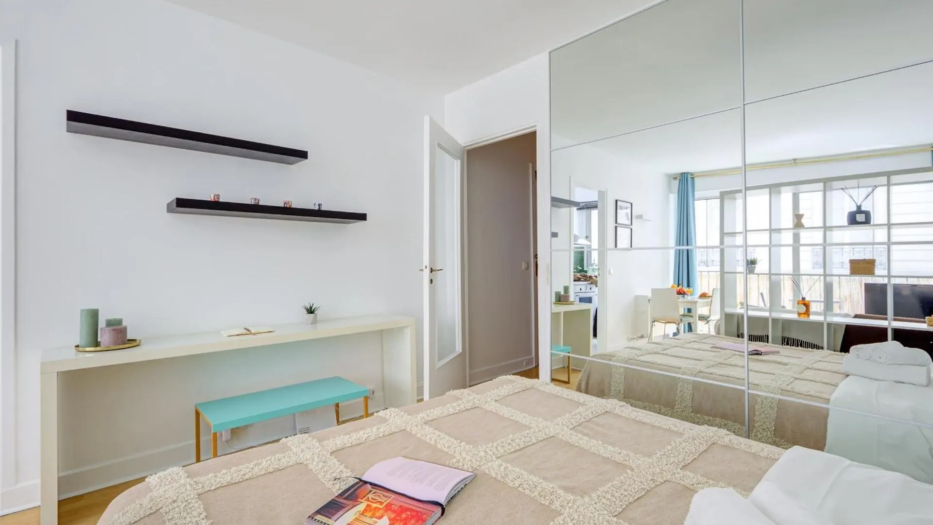 St Germain & Le Bon Marche With Balcony - Cityapartmentstay Paris
